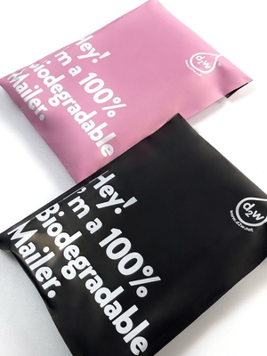 ブラック 100% 環境に優しい 生物分解可能 リサイクルされた プラスチック製の郵便袋 涙耐性