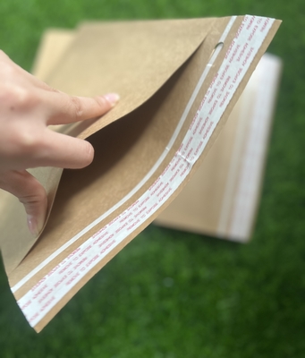 Logo personnalisé Enveloppe de courrier en papier kraft Sac de courrier en papier kraft brun recyclable
