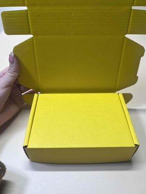170 г Kraft Pit E Kraft Paper Airplane Box Высокая долговечность 3 слоя Структура материала