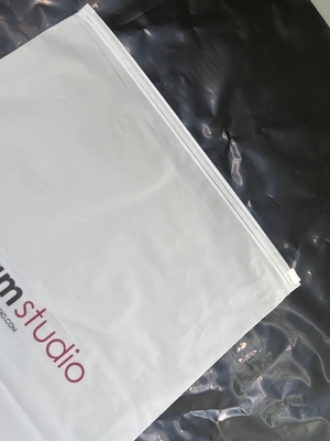 5 Kg Customized Logo Plastic Zipper Bags High Durability Convenient For Packing